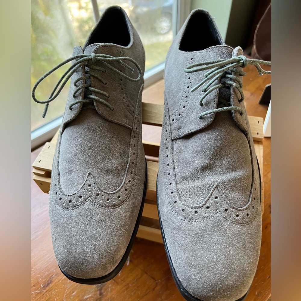 Hugo Boss Lace Up Dove Gray Suede Wingtip Oxfords - Picture 5 of 16